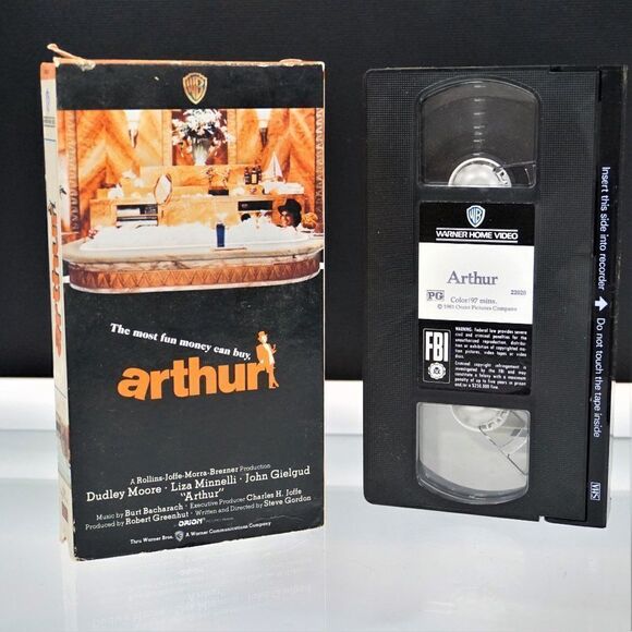 Arthur Vintage Movie VHS - Picture 2 of 5